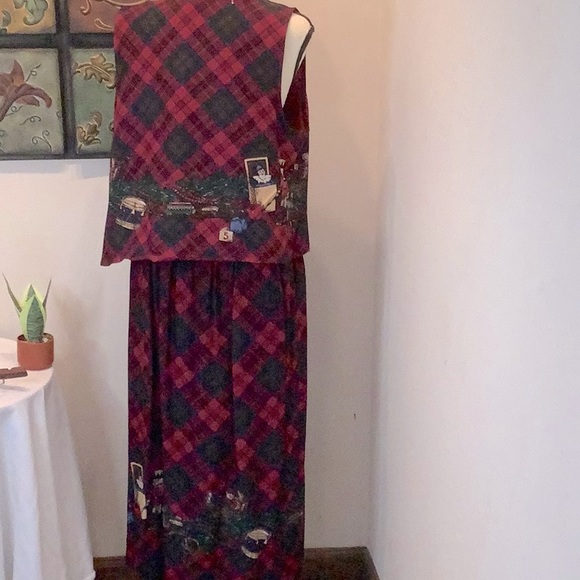 VTG Lucia Christmas Plaid skirt and vest. Beautiful Christmas scenes size 12 - Picture 14 of 16